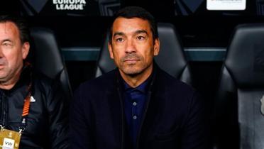 Liverpool, Giovanni van Bronckhorst'u aklad