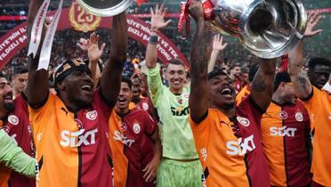 Aslan, Osimhen'de yeniden favori