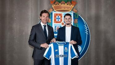 Bir dnem Giresunspor formas giyen Borja Sainz, Porto'da