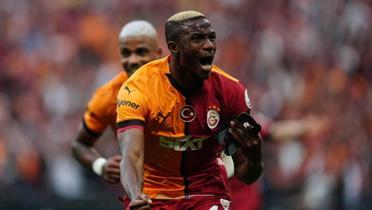 Napoli Osimhen'i satmak zorunda