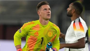 Ter Stegen iin bir kez daha ameliyat tehlikesi