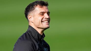 Fenerbahe'ye mjdeli haber! Granit Xhaka iin son dakika gelimesi