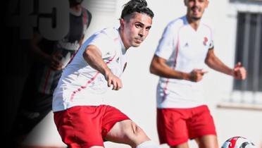 Abdlkadir mr transferi! Resmi aklama gelmeden forma giydi