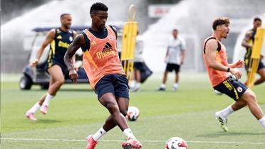 Fenerbahe'de Feyenoord ma hazrlklar sryor