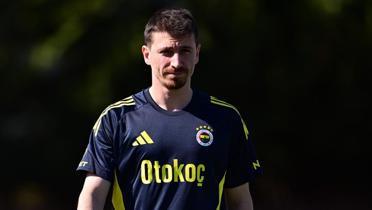 Mert Hakan Yanda'tan kaptanlk aklamas