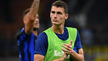 Galatasaray'dan stoper hamlesi! 25 milyon euroluk yldz duyurdular