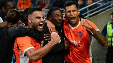 Baakehir, play-off'tan bir adm uzaklkta