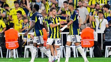Fenerbahe'de yeni transferler gol siftahn yapt!