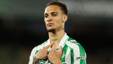 Sper Lig devleri onun peinde! Anthony sava balad