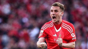 Benfica'nn tavr net 22.5 art 2.5 milyon euro