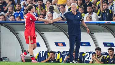 Jose Mourinho ma sonu konutu! Kerem Aktrkolu srpriz olmad