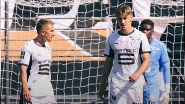 Rennes, 9 kiiyle Lorient'e direnemedi