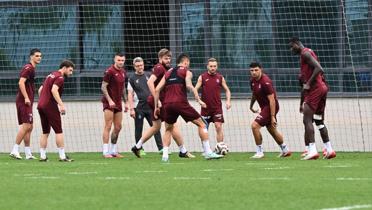 Trabzonspor'da Samsunspor mesaisi devam ediyor