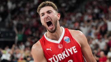 12 Dev Adam ov yapmaya devam ediyor! 4'te 4 yaptlar