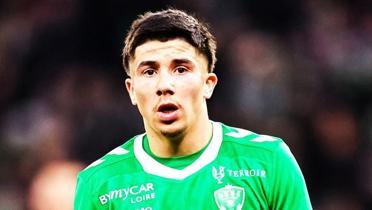 Ve Benjamin Bouchouari stanbul'da! Trabzonspor'dan orta sahaya takviye