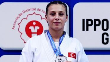 Ecem Baysu, Slovakya'da altn madalya kazand