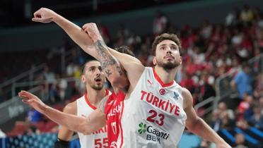 Alperen engn maa damga vurdu! 12 Dev Adam yar finale ykseldi