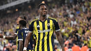 Fenerbahe'de Jhon Duran mjdesi! almalara balad
