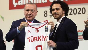 Kalbimi ve aklm Trkiye'ye verdim