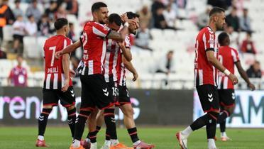 Sivasspor'dan Adana Demirspor'a 5 goll tarife