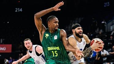 Anadolu Efes, yeni sezona galibiyetle balad