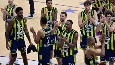 Fenerbahe, EuroLeague'de yeni sezonu galibiyetle at