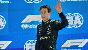 Formula 1 Singapur'da zafer George Russell'n!