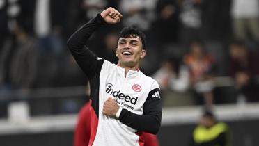 Can Uzun iin karar verildi! Eintracht Frankfurt bonservisini belirledi