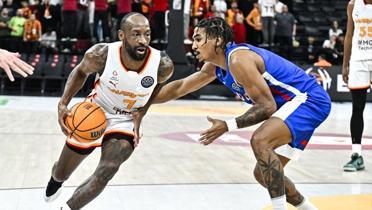 Galatasaray FIBA ampiyonlar Ligi'ne galibiyetle balad