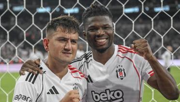 Beikta yabanclarla gld! Cengiz nder detay