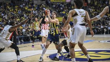 Fenerbahe Beko, evinde Kzlyldz'a di geiremedi
