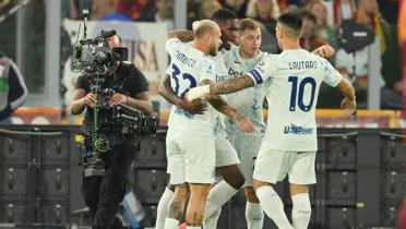 Inter, kritik mata Roma'y devirdi