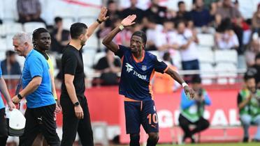 Baakehir, Antalya deplasmannda 4 golle galip