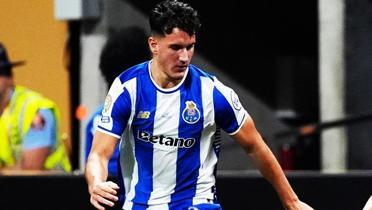 Deniz Gl att, Porto  puan kapt