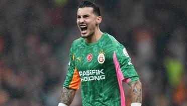 Trabzonspor tribnleri slklad! Uurcan akr'a tepki