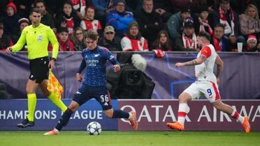 Devler Ligi'nde bir ilk! Max Dowman, en gen oyuncu oldu