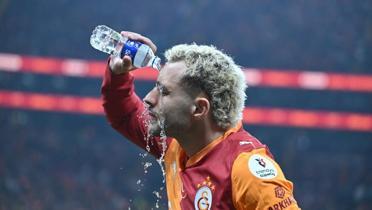 Galatasaray'da Bar Alper Ylmaz, 9 ma sonra yedee ekildi