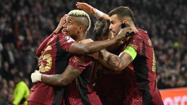 Avrupa'da Galatasaray rzgar! Dudak uuklatan gelir...