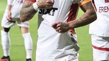 ok sakatlk! Galatasaray'n yldz devam edemedi