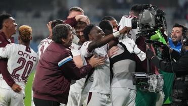 Trabzonspor, stanbul takmlarndan 13 puan toplad