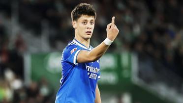 Ma biter bitmez Arda Gler'le grt! Bizzat zr diledi