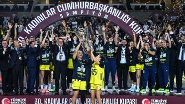 14. kez kazand! Cumhurbakanl Kupas'nn galibi Fenerbahe
