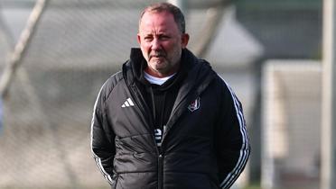 Beikta'n rakibi Gaziantep FK! Sergen Yaln, 11'ini netletiriyor