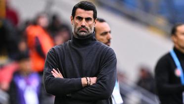 Sper Lig'de bir ayrlk daha! Volkan Demirel istifa etti