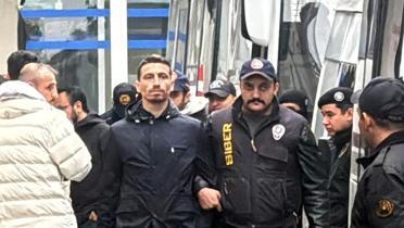 Mert Hakan: Bahis deil slot oynadm