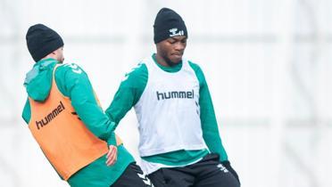 Konyaspor'da Fenerbahe ma mesaisi devam etti