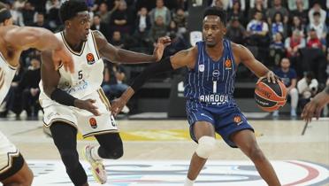 Anadolu Efes'te k�t� gidi� s�r�yor!