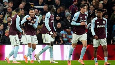 Fenerbah�e'nin rakibi Aston Villa, ligde doludizgin