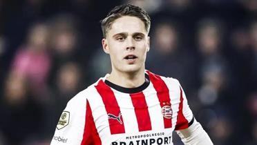 Fenerbah�e anla�maya varm��t�! Joey Veerman transferinde yeni geli�me