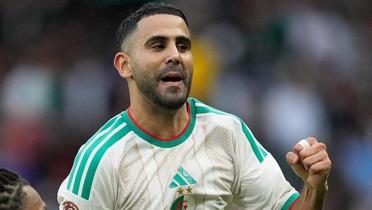 Cezayir'e 3 puan Mahrez'le geldi